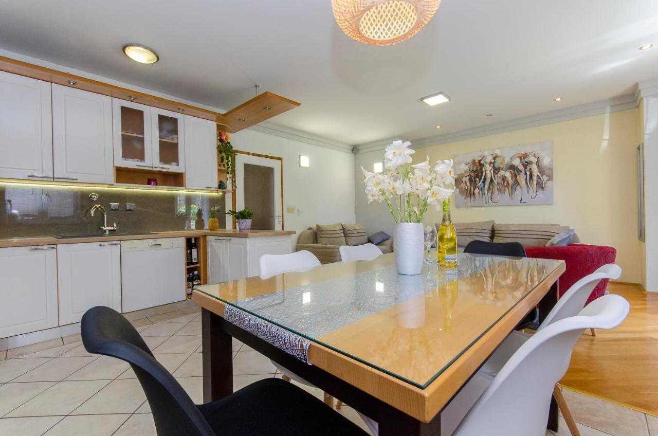 Appartement Fima Centar Stobrec à Split Extérieur photo